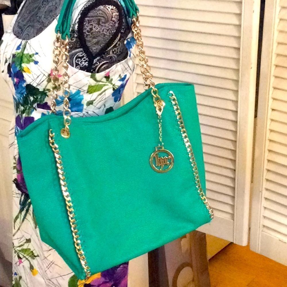 NWOT bag for a deal!